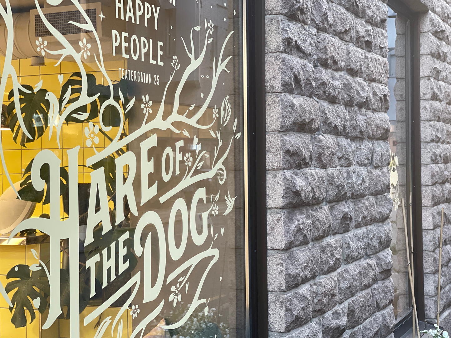 Utskuren vinyltext till butiksfönster